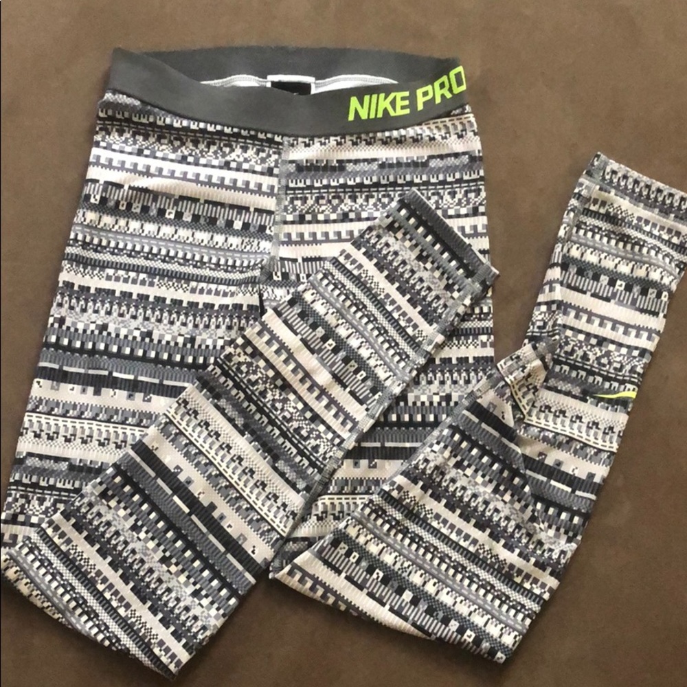 Nike Pro Dry Fit Workout Running Tights